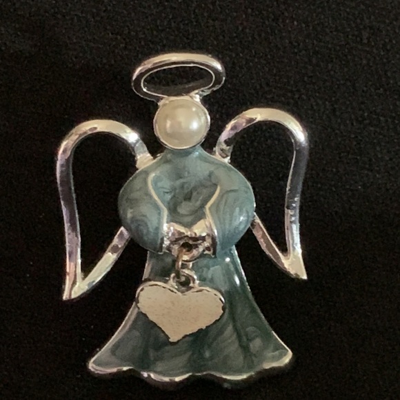 Jewelry - Angel Cherub brooch